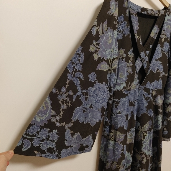 Free People Melrose Floral Bell Sleeve Dress - Picture 7 of 9